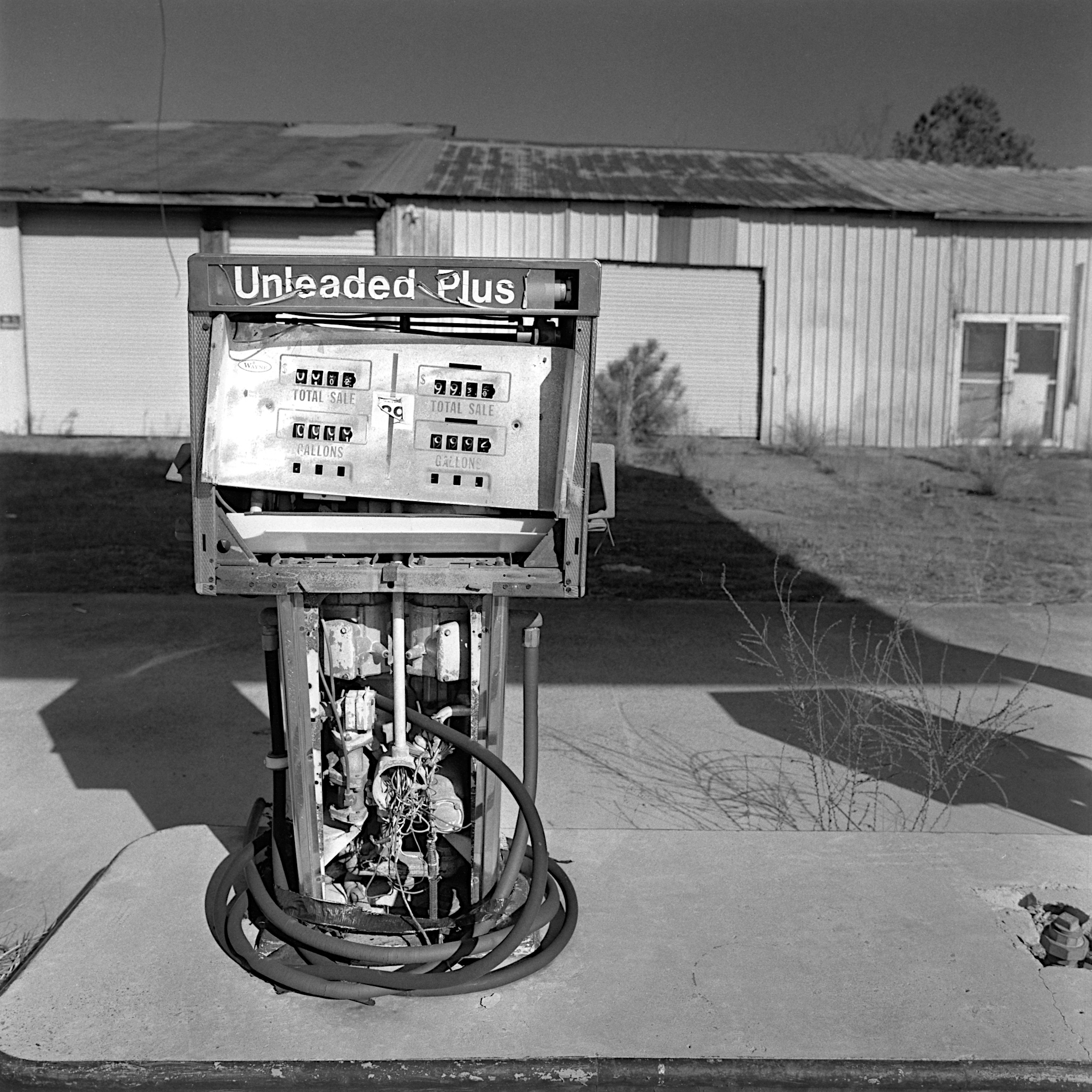 Abandoned Gas Station on Hwy 231 near Arab, AL.  HP5+ at 400, Rodinal 1:50
