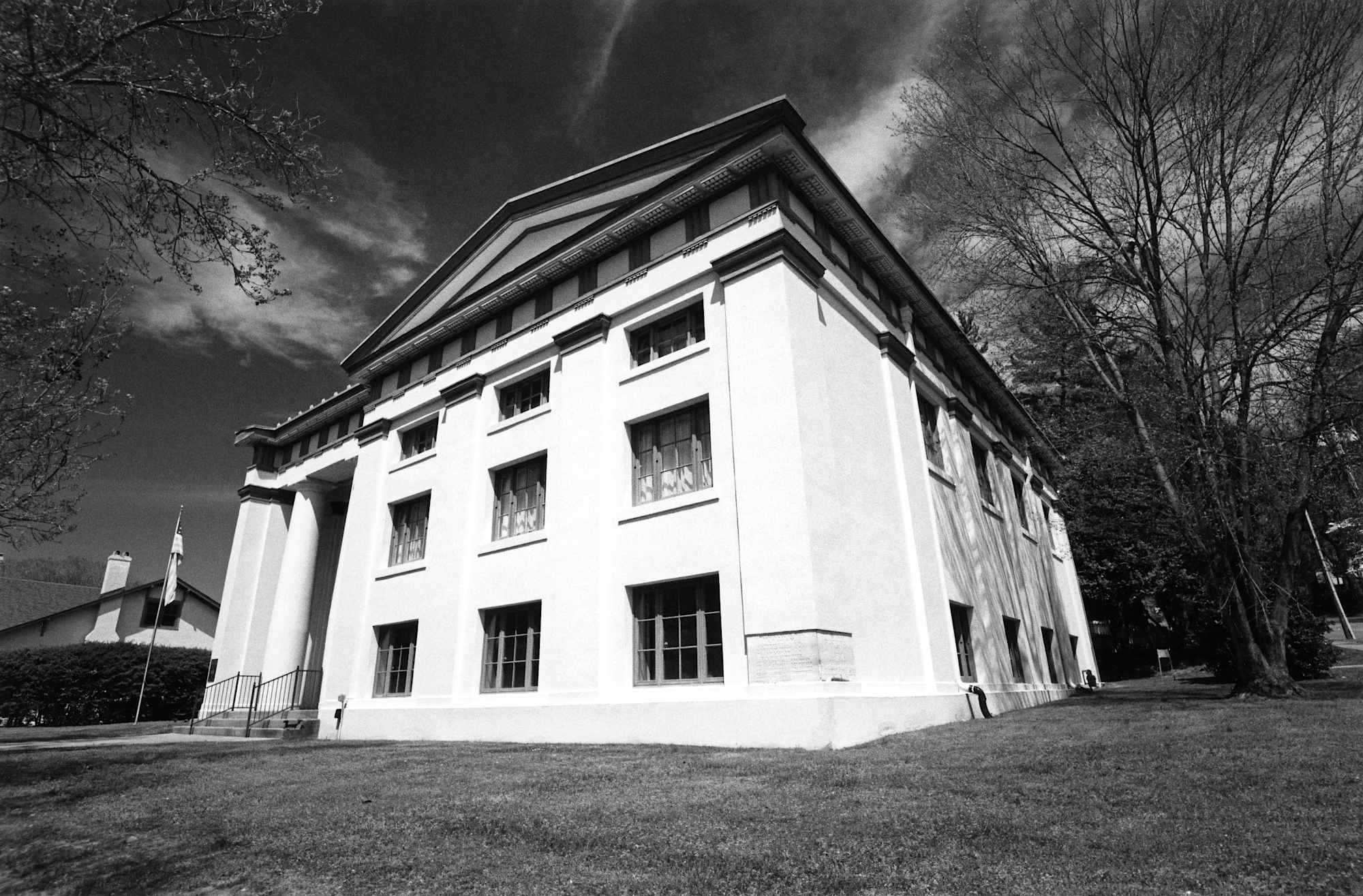 Masonic Lodge, Nikon F6, 16-35mm VR, Red Fltr, 1/180 at f8, TMax 400 at EI 400, DD-X 1:7
